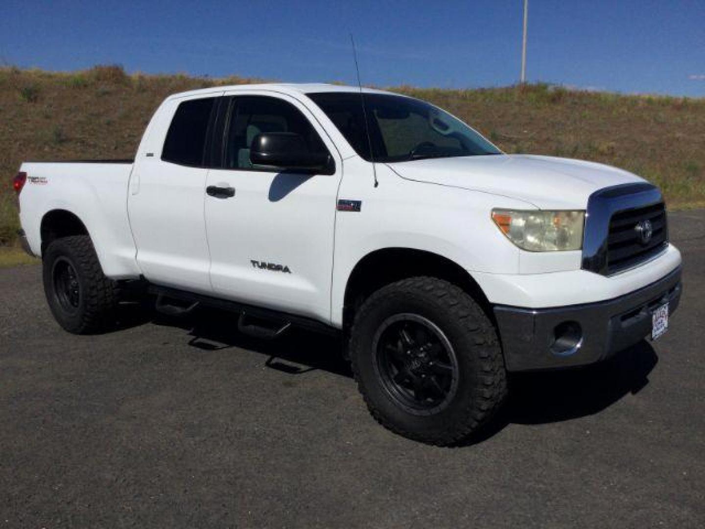 toyota tundra 2007 5TFBV54197X011784 image toyota tundra 2007 5TFBV54197X011784 image