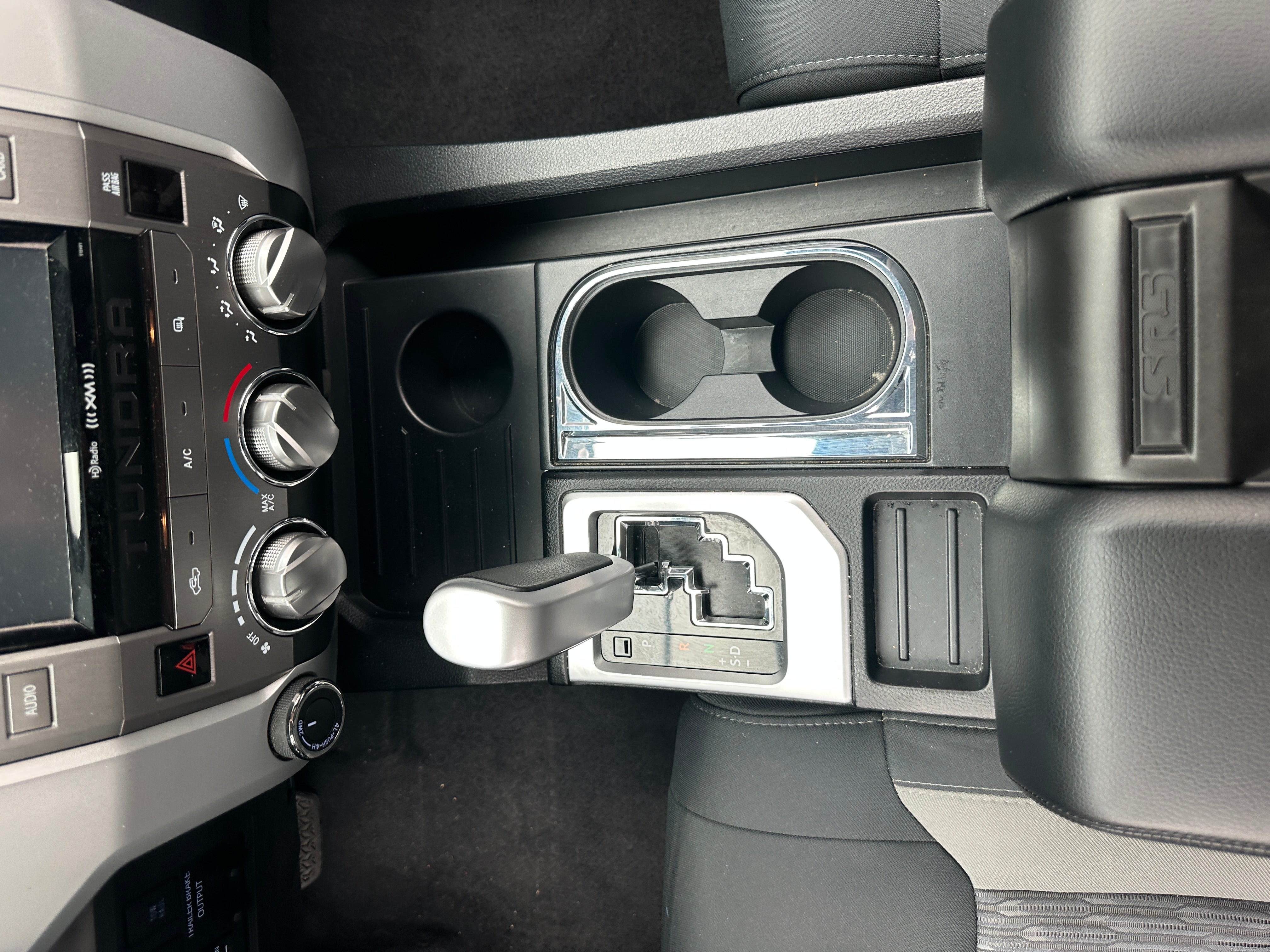 toyota tundra 2019 5TFUY5F17KX834977 image toyota tundra 2019 5TFUY5F17KX834977 image