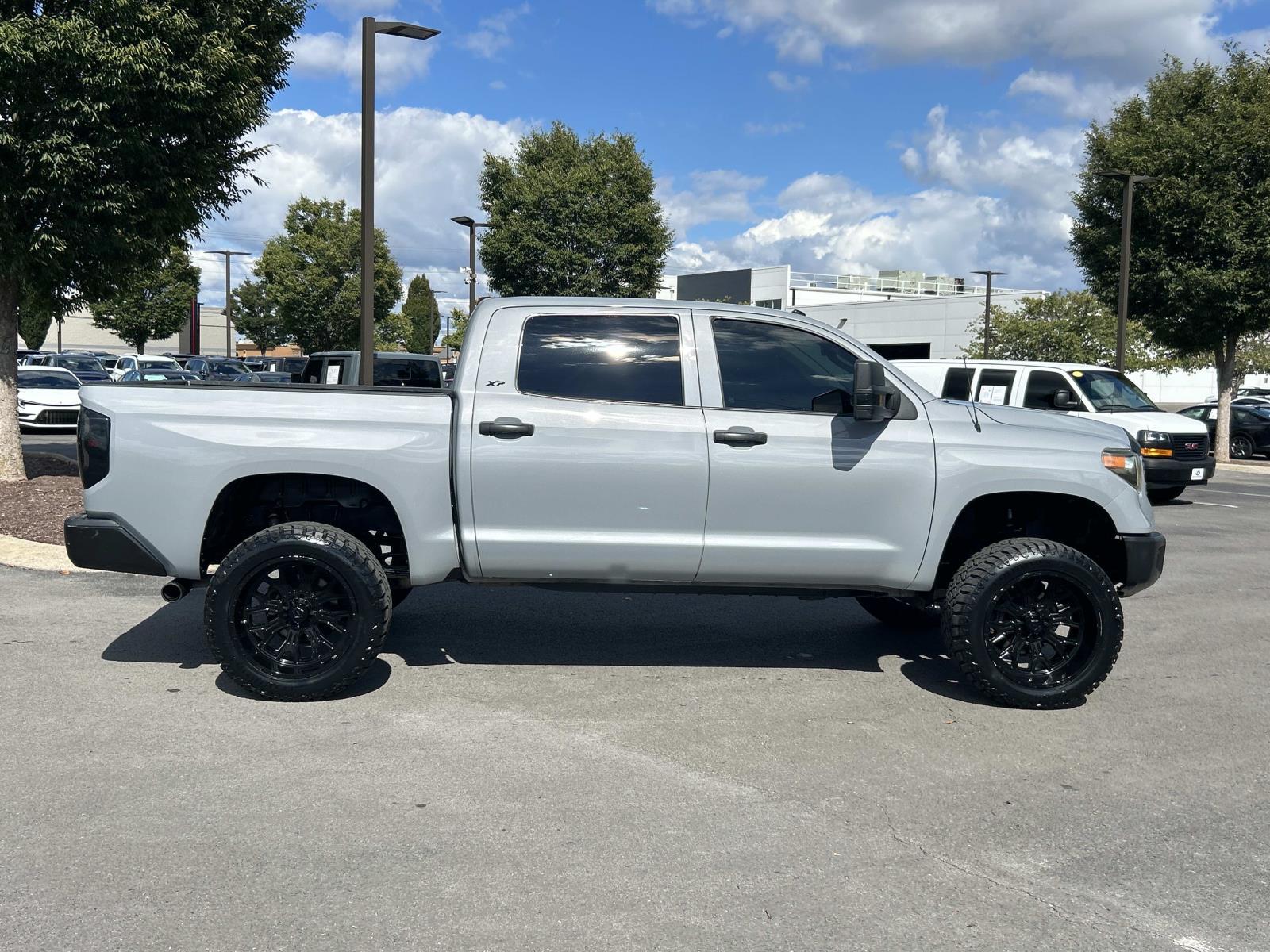 toyota tundra 2019 5TFEY5F16KX247772 image toyota tundra 2019 5TFEY5F16KX247772 image