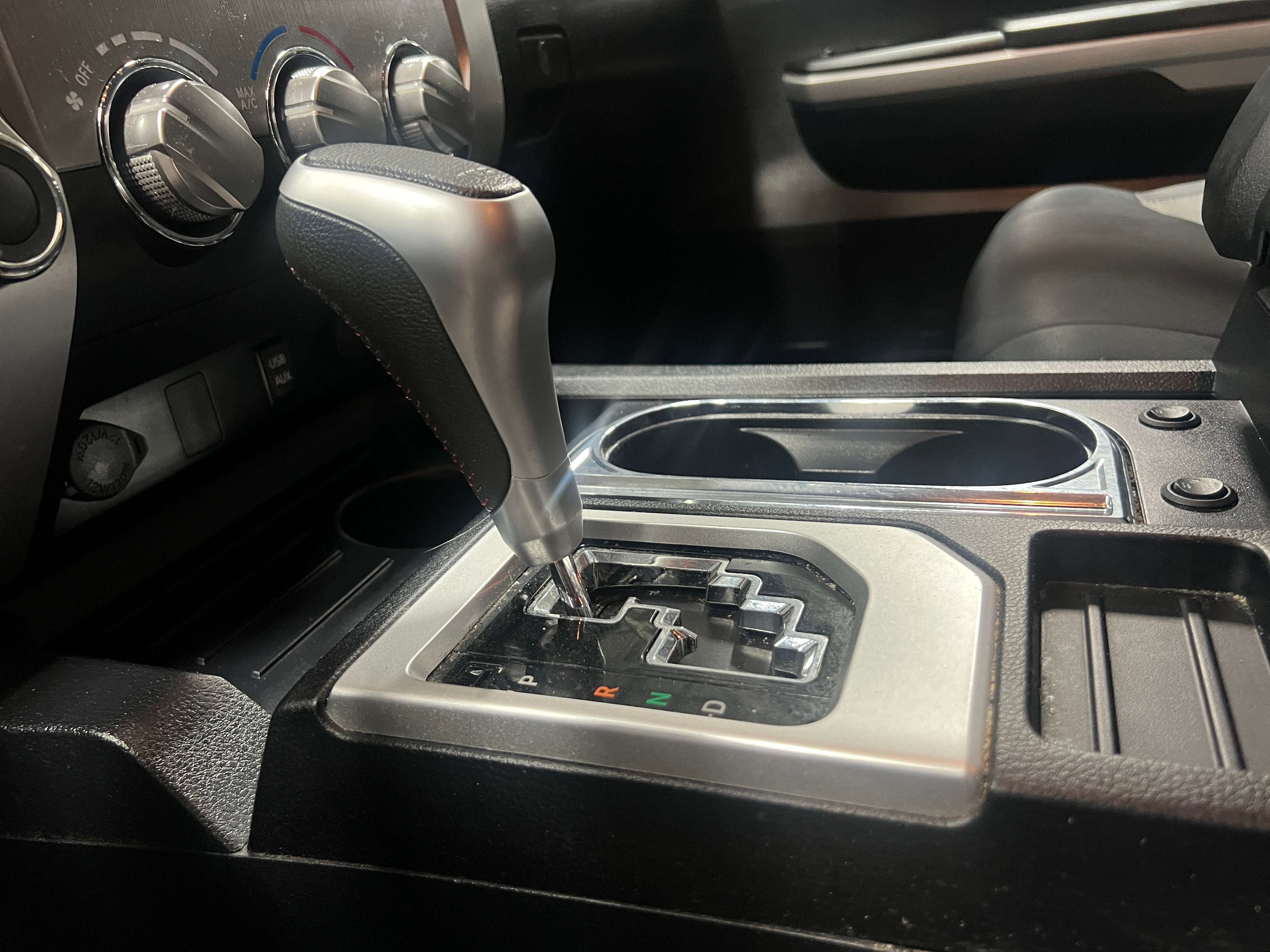 toyota tundra 2019 5TFUY5F11KX808746 image toyota tundra 2019 5TFUY5F11KX808746 image