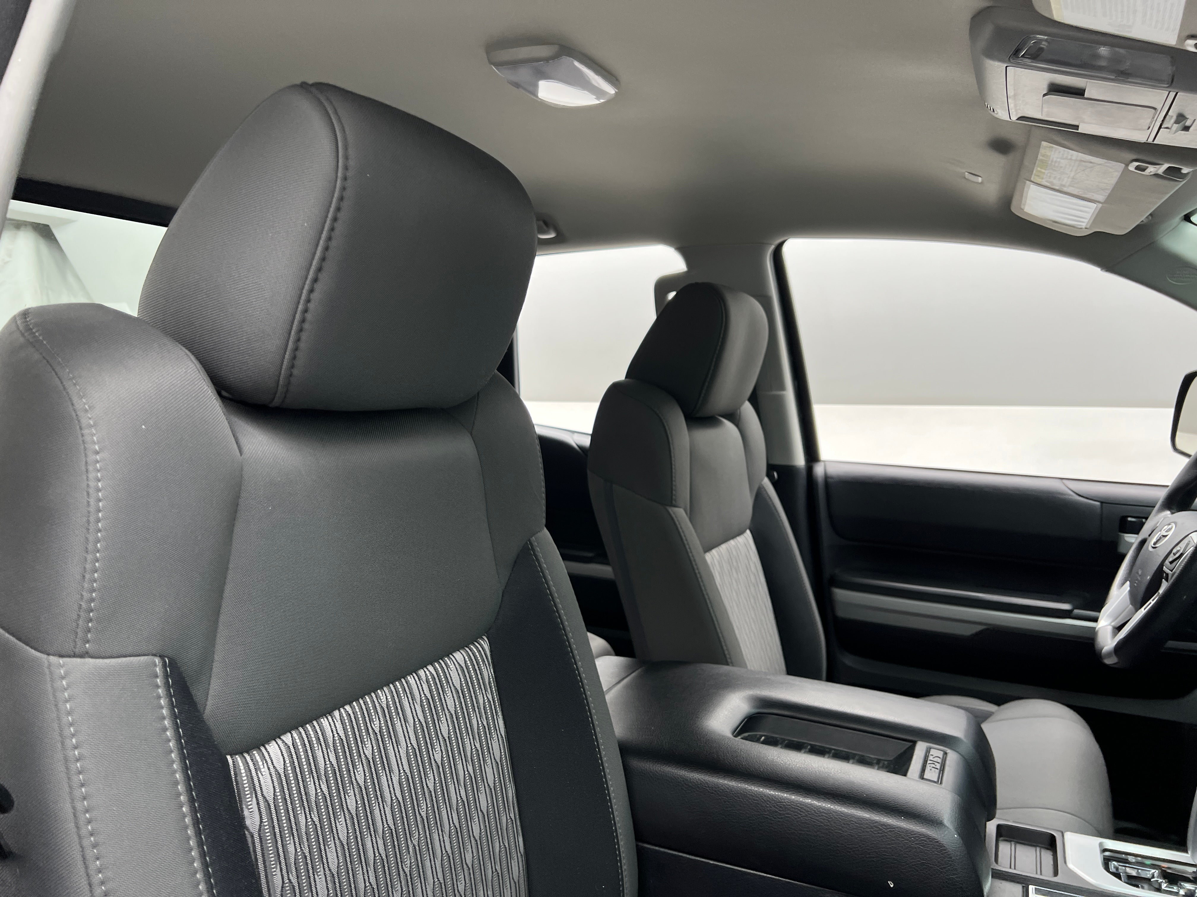 toyota tundra 2019 5TFUY5F13KX862582 image toyota tundra 2019 5TFUY5F13KX862582 image