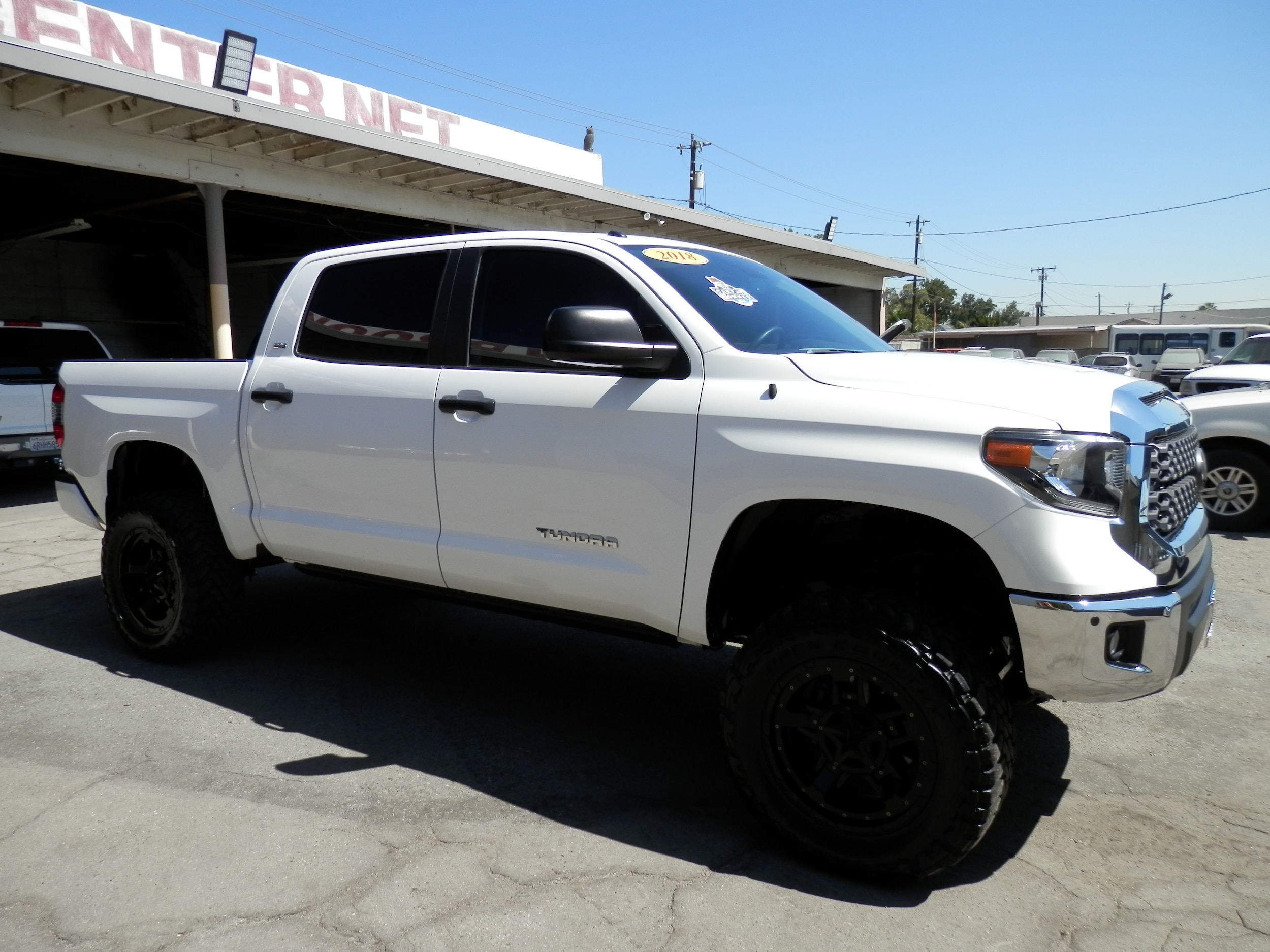 toyota tundra 2018 5TFEM5F17JX123794 image toyota tundra 2018 5TFEM5F17JX123794 image