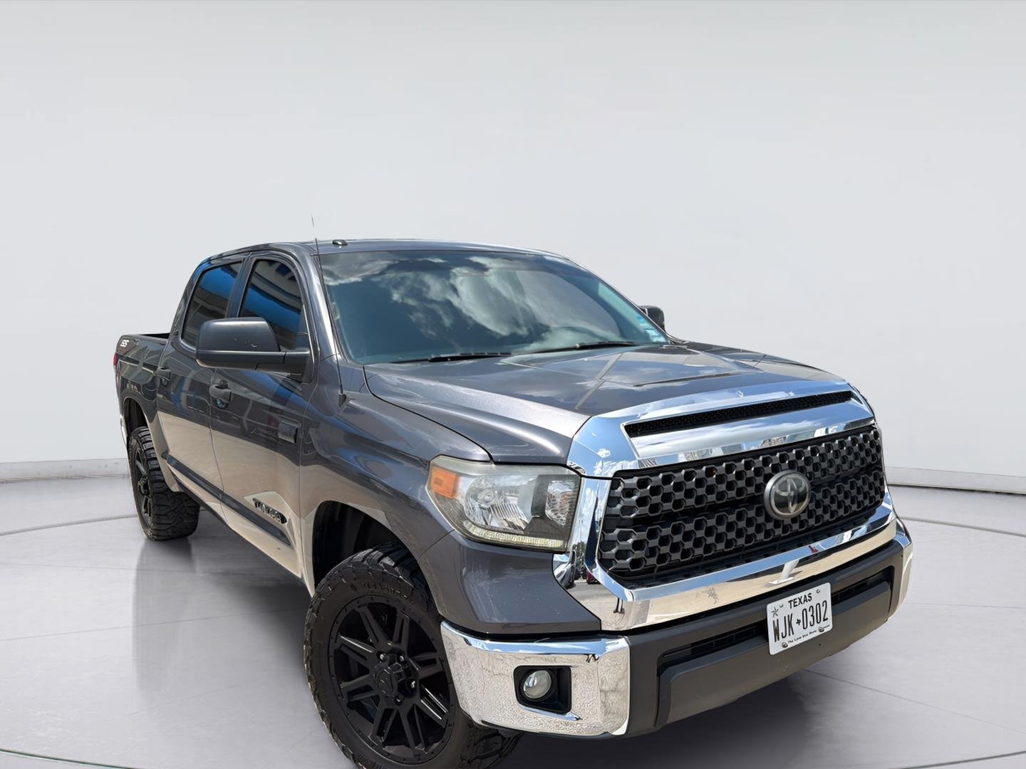 toyota tundra 2018 5TFEY5F15JX240830 image toyota tundra 2018 5TFEY5F15JX240830 image