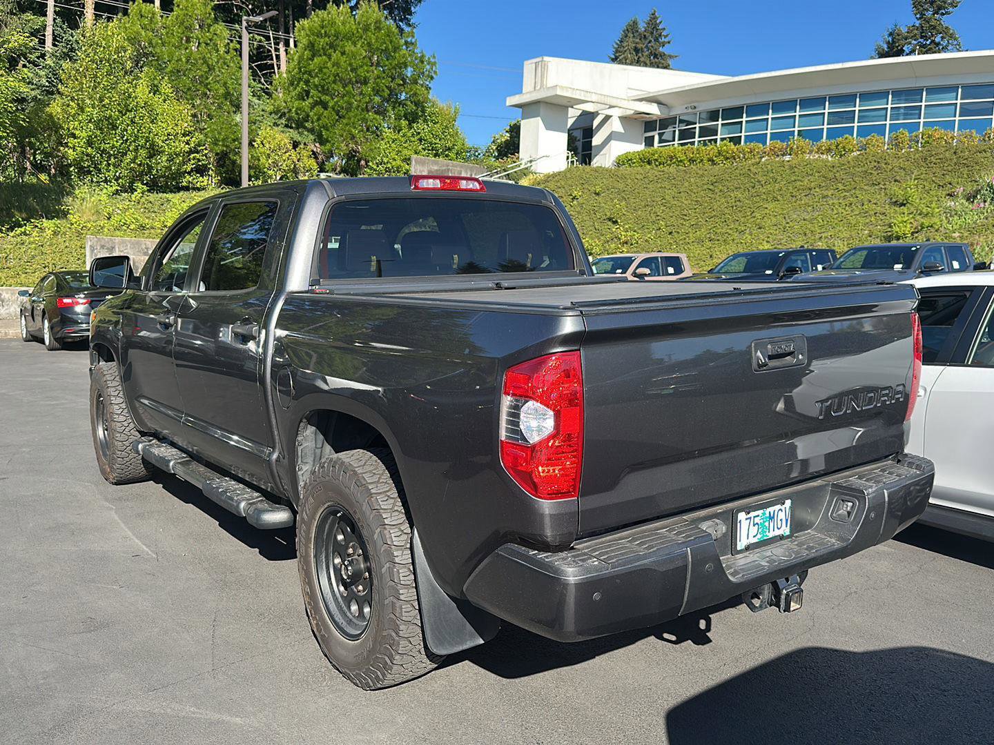 toyota tundra 2018 5TFAY5F18JX718690 image toyota tundra 2018 5TFAY5F18JX718690 image