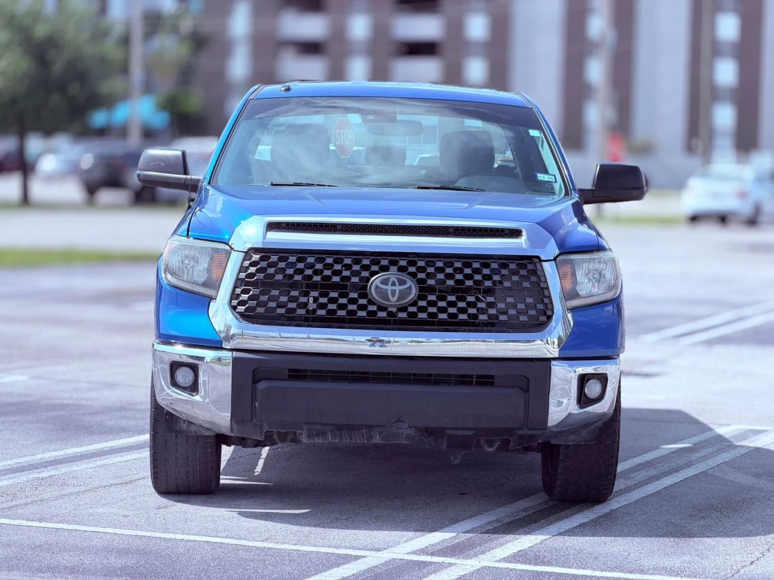 toyota tundra 2018 5TFRM5F18JX131405 image toyota tundra 2018 5TFRM5F18JX131405 image