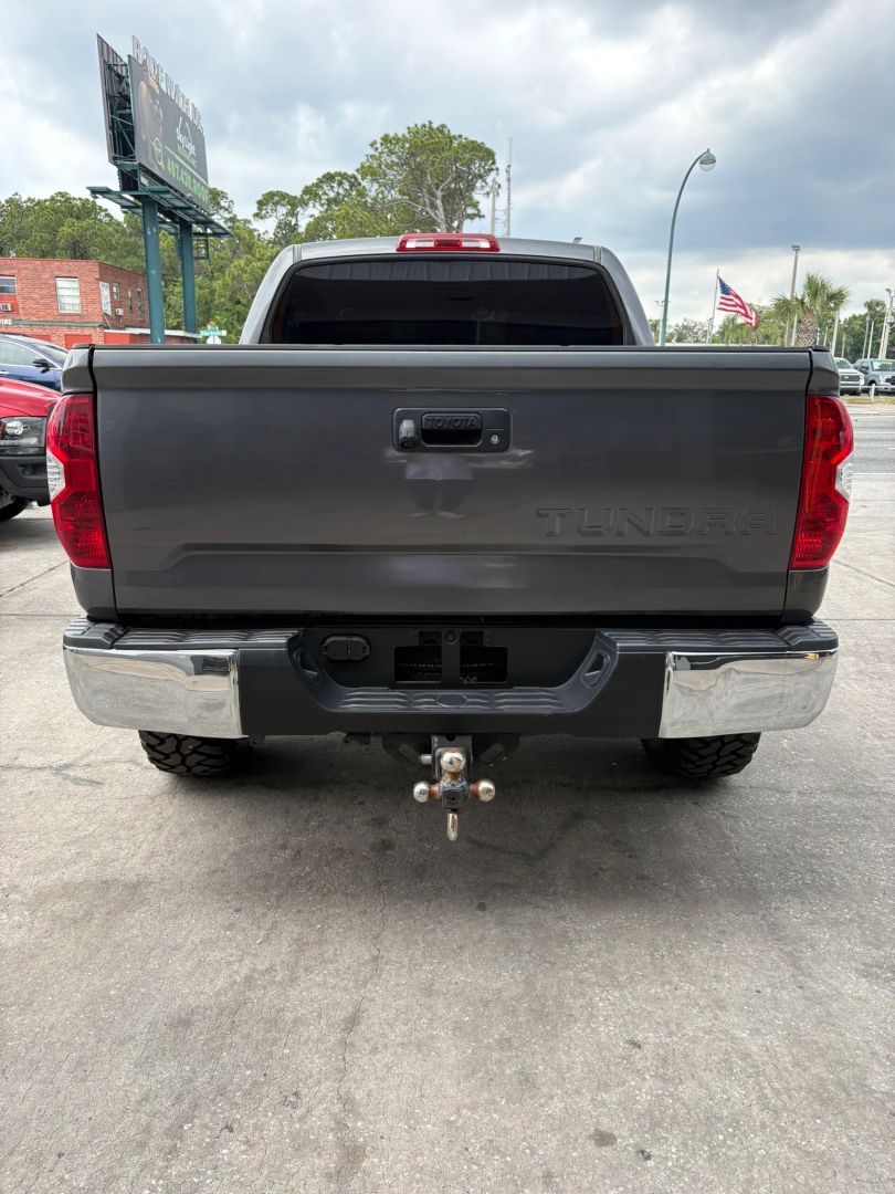 toyota tundra 2018 5TFEY5F14JX231066 image toyota tundra 2018 5TFEY5F14JX231066 image