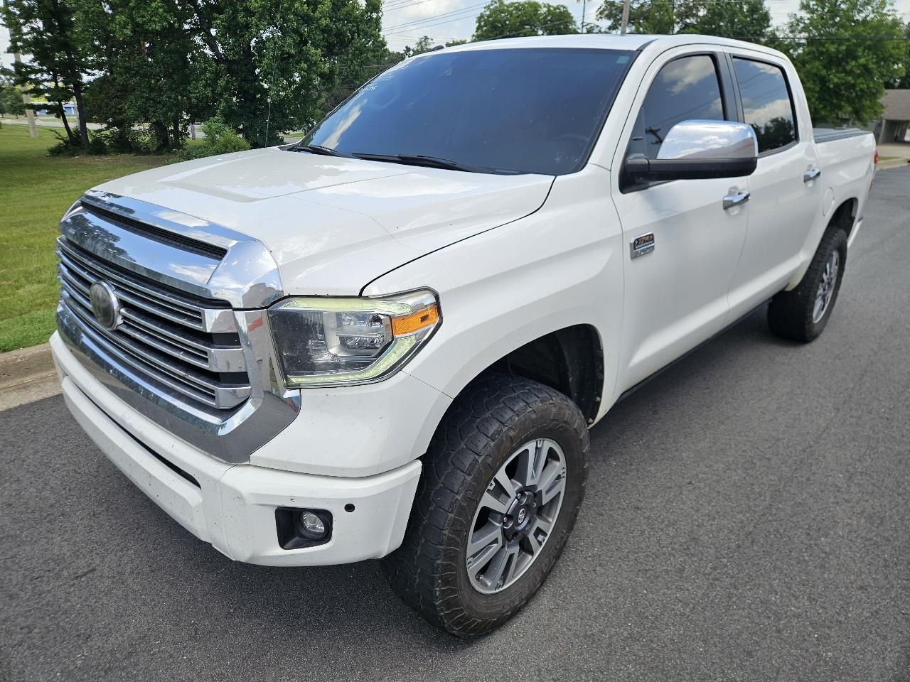 toyota tundra 2018 5TFAW5F10JX690860 image toyota tundra 2018 5TFAW5F10JX690860 image
