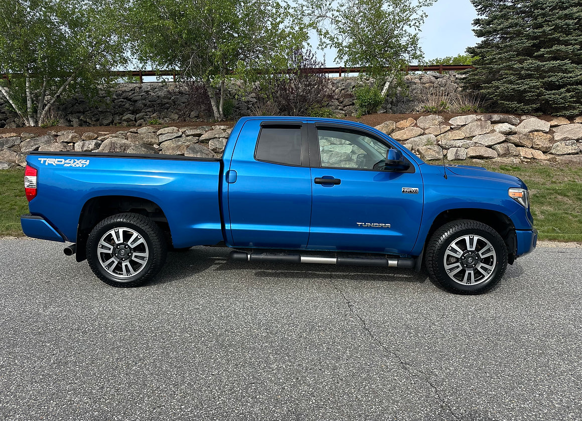 toyota tundra 2018 5TFUY5F10JX761711 image toyota tundra 2018 5TFUY5F10JX761711 image