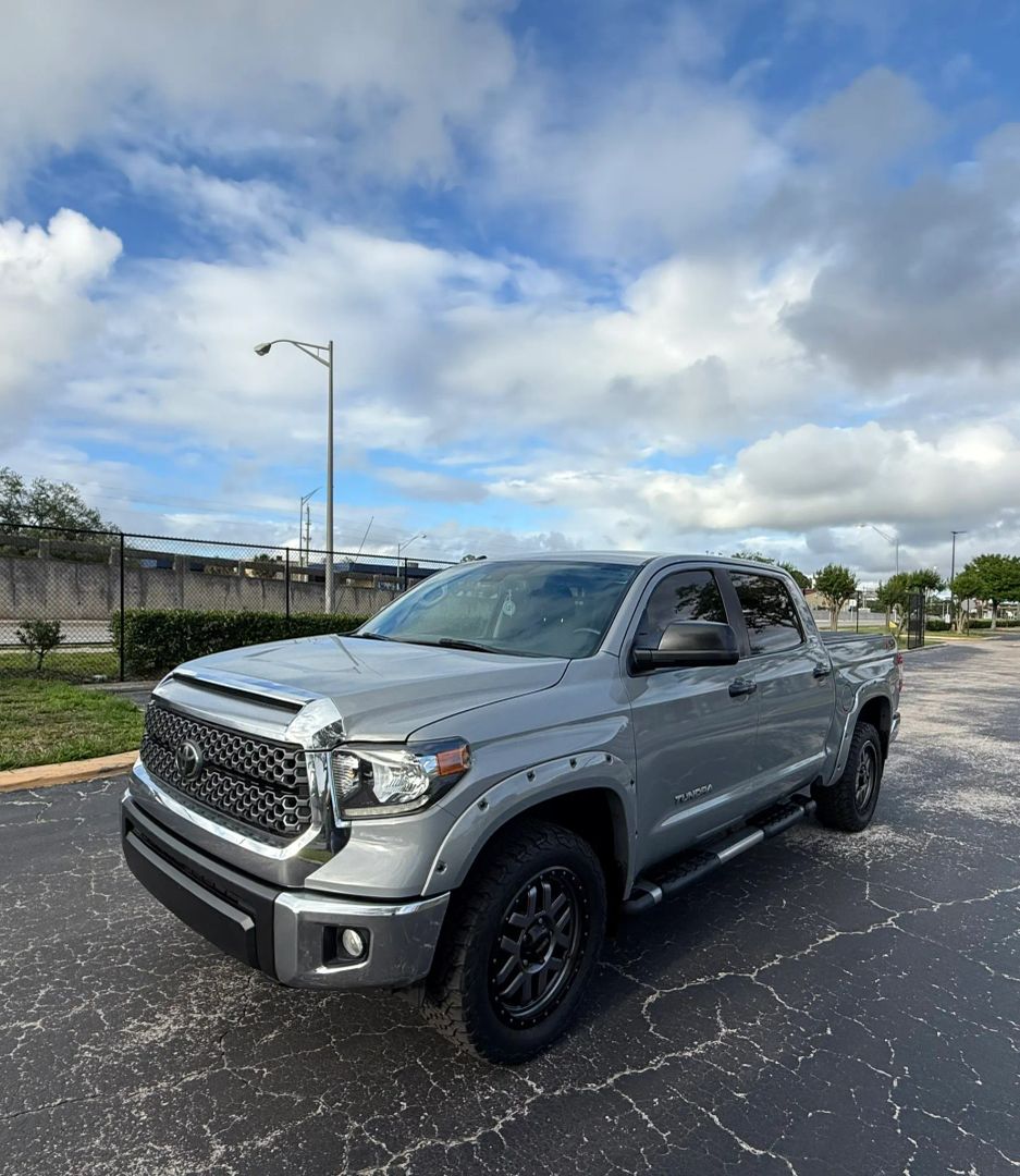 toyota tundra 2018 5TFEM5F12JX129504 image toyota tundra 2018 5TFEM5F12JX129504 image