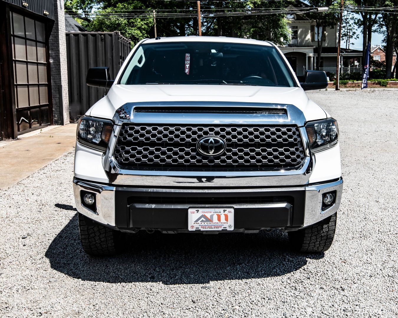 toyota tundra 2018 5TFRM5F10JX132063 image toyota tundra 2018 5TFRM5F10JX132063 image