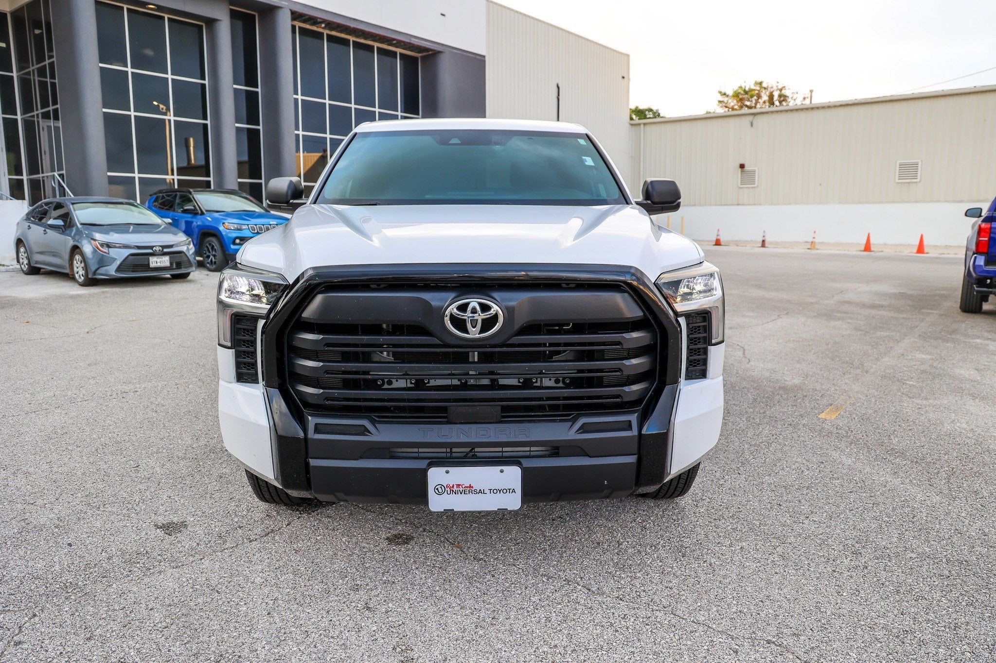 toyota tundra 2026 5TFKB5DB1TX338014 image toyota tundra 2026 5TFKB5DB1TX338014 image