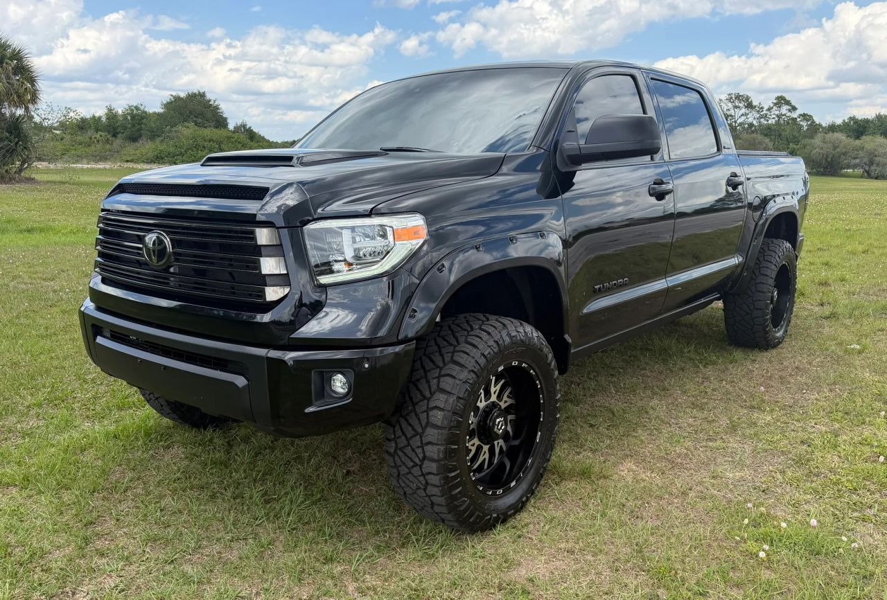 toyota tundra 2021 5TFHY5F15MX018564 image
