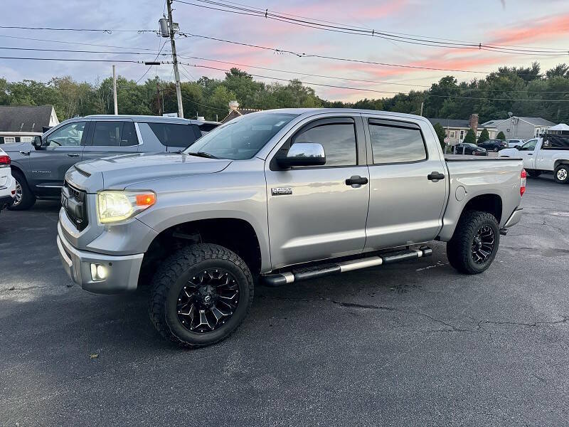 toyota tundra 2017 5TFAY5F10HX651092 image toyota tundra 2017 5TFAY5F10HX651092 image