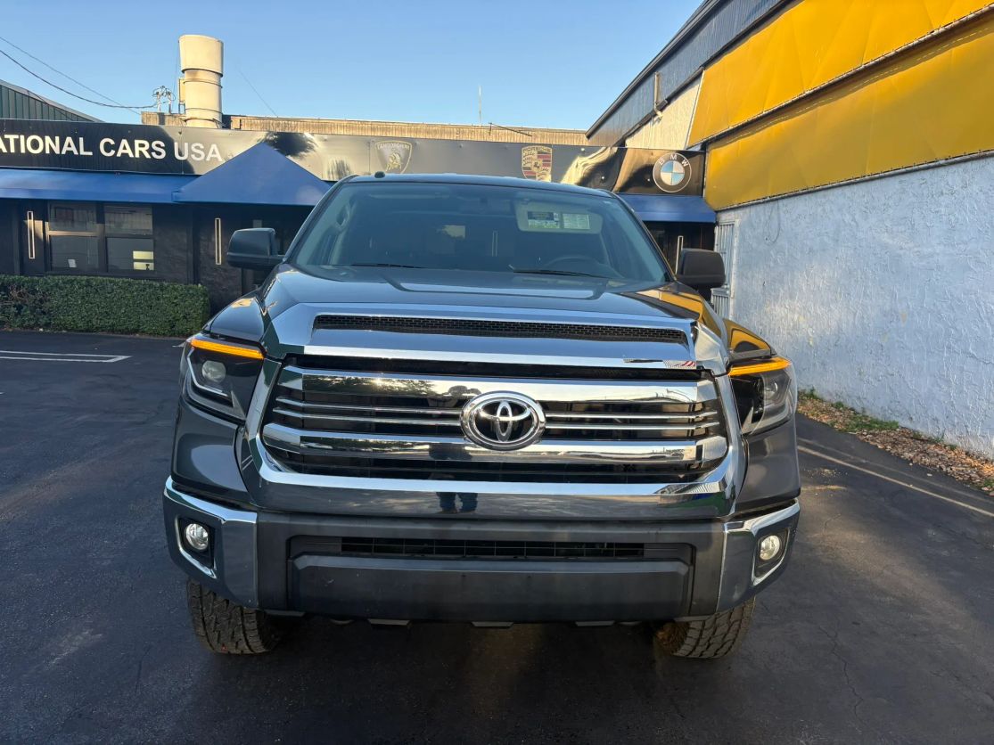toyota tundra 2017 5TFUM5F13HX069576 image toyota tundra 2017 5TFUM5F13HX069576 image