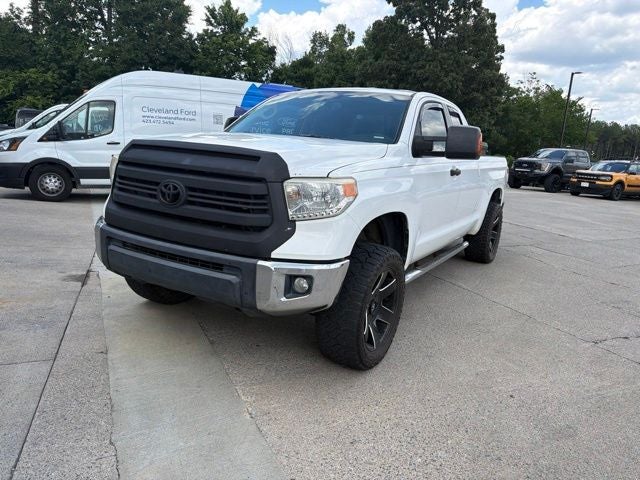 toyota tundra 2017 5TFUW5F13HX585334 image toyota tundra 2017 5TFUW5F13HX585334 image