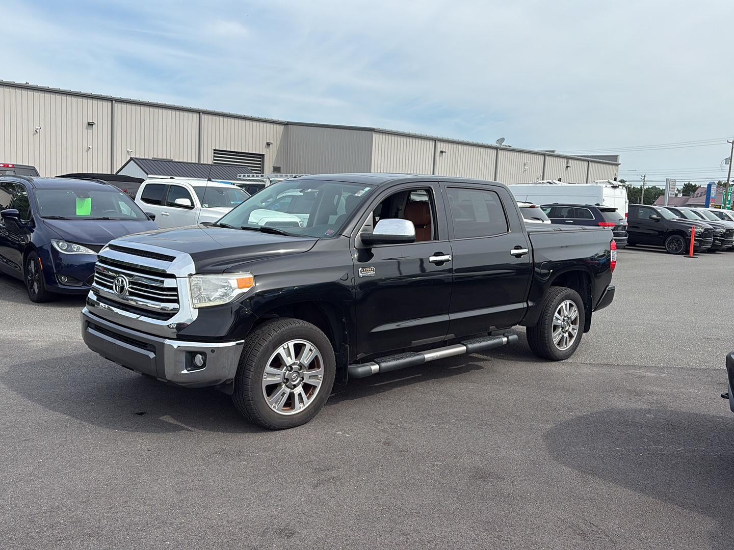toyota tundra 2017 5TFAY5F15HX651413 image toyota tundra 2017 5TFAY5F15HX651413 image
