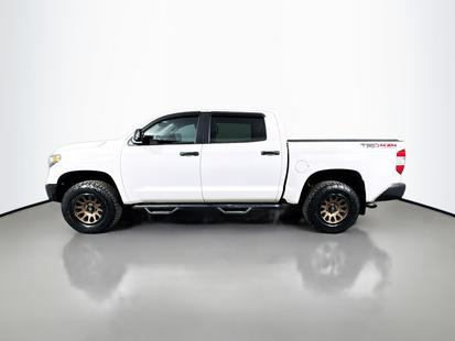 toyota tundra 2017 5TFDY5F13HX619573 image toyota tundra 2017 5TFDY5F13HX619573 image