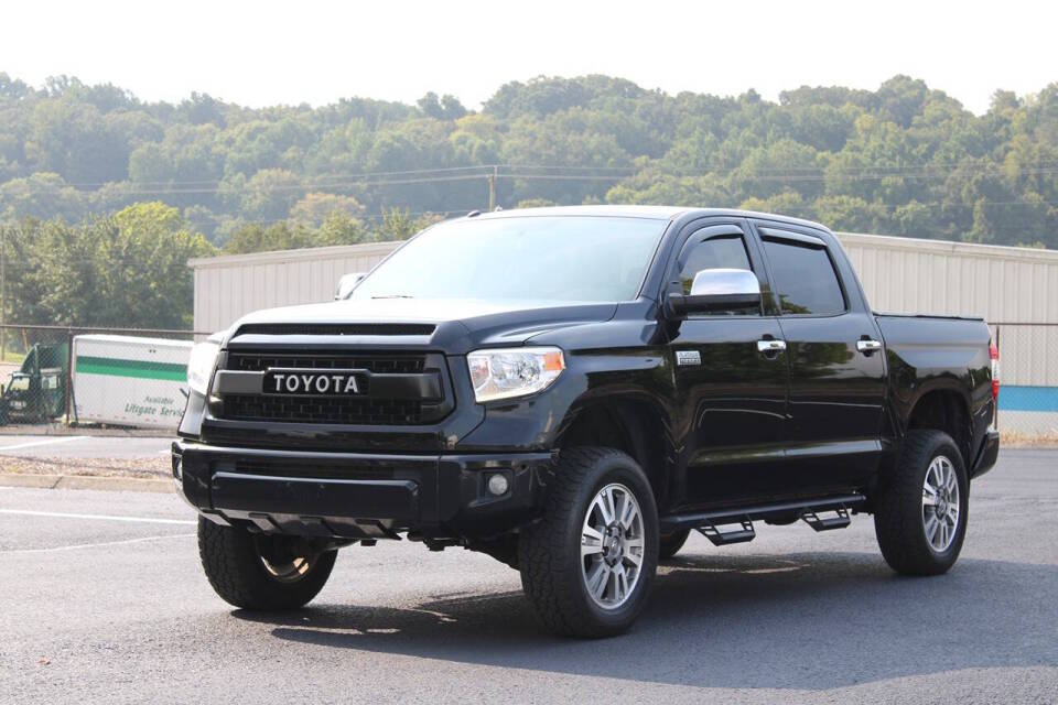 toyota tundra 2017 5TFAY5F12HX584429 image toyota tundra 2017 5TFAY5F12HX584429 image