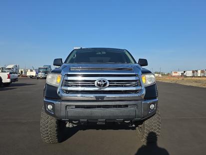 toyota tundra 2017 5TFDY5F17HX673913 image toyota tundra 2017 5TFDY5F17HX673913 image