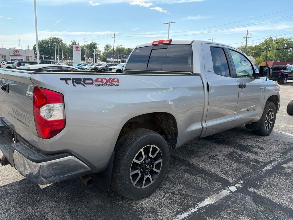 toyota tundra 2017 5TFUY5F14HX631537 image toyota tundra 2017 5TFUY5F14HX631537 image