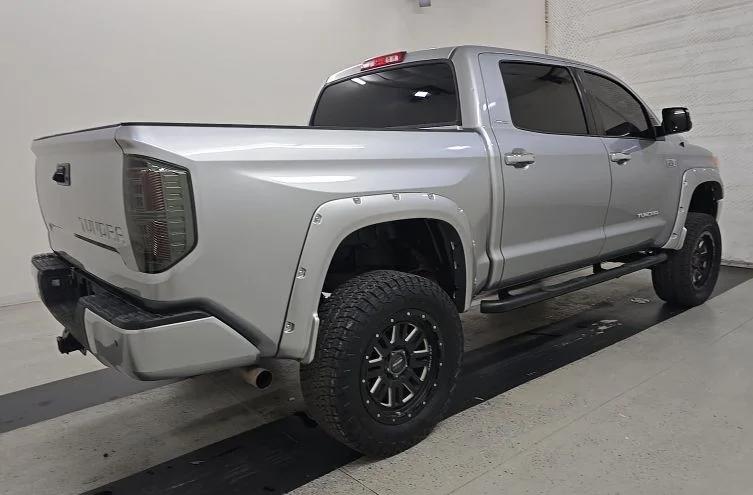 toyota tundra 2017 5TFFY5F13HX223829 image toyota tundra 2017 5TFFY5F13HX223829 image