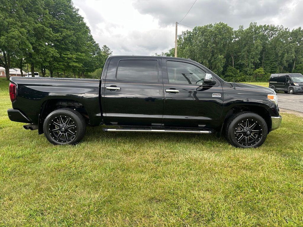 toyota tundra 2017 5TFAW5F11HX621458 image toyota tundra 2017 5TFAW5F11HX621458 image