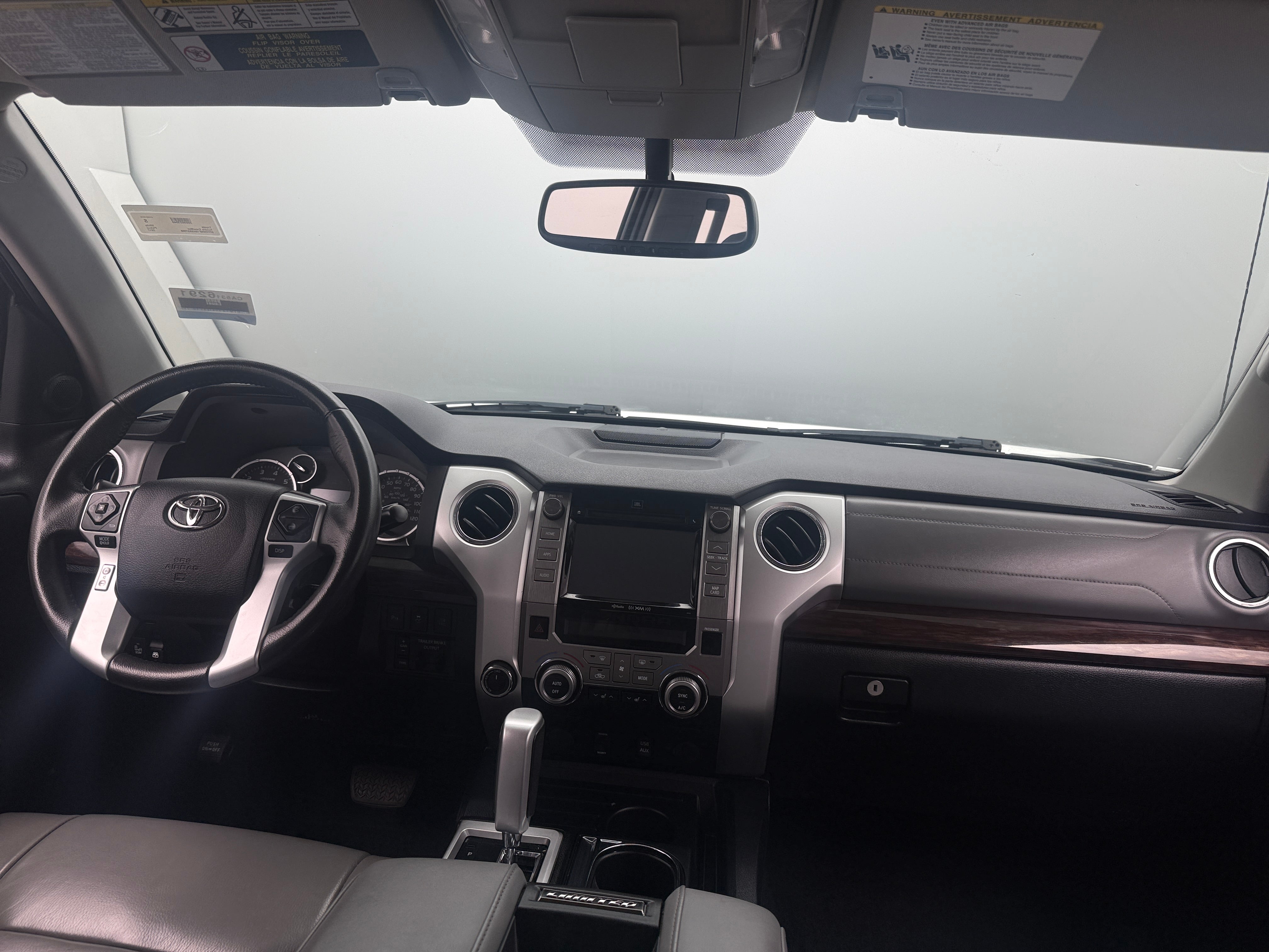 toyota tundra 2017 5TFHW5F15HX637208 image toyota tundra 2017 5TFHW5F15HX637208 image