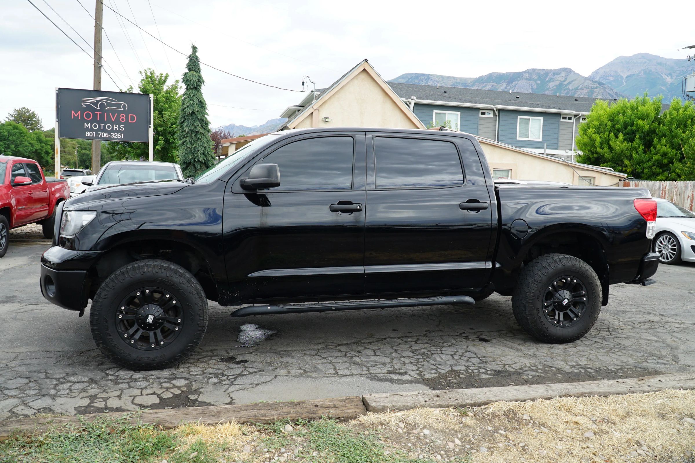 toyota tundra 2012 5TFDY5F11CX263827 image toyota tundra 2012 5TFDY5F11CX263827 image