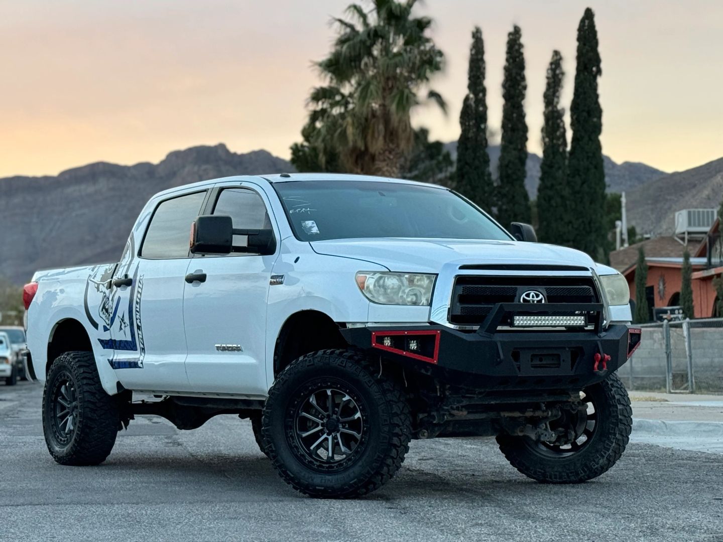 toyota tundra 2012 5TFDW5F16CX220154 image toyota tundra 2012 5TFDW5F16CX220154 image