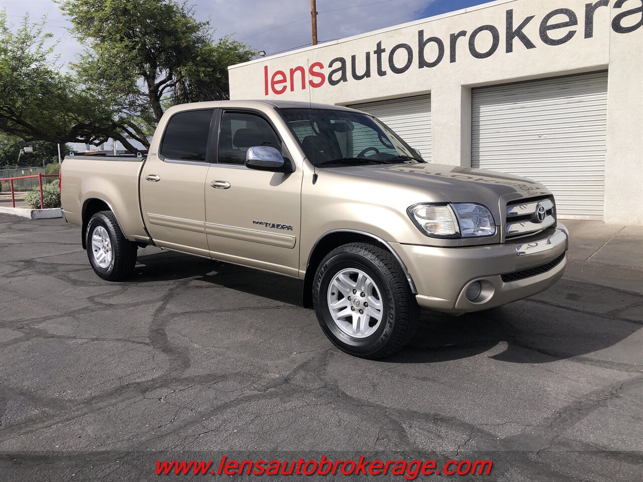 toyota tundra 2004 5TBET34114S436885 image toyota tundra 2004 5TBET34114S436885 image