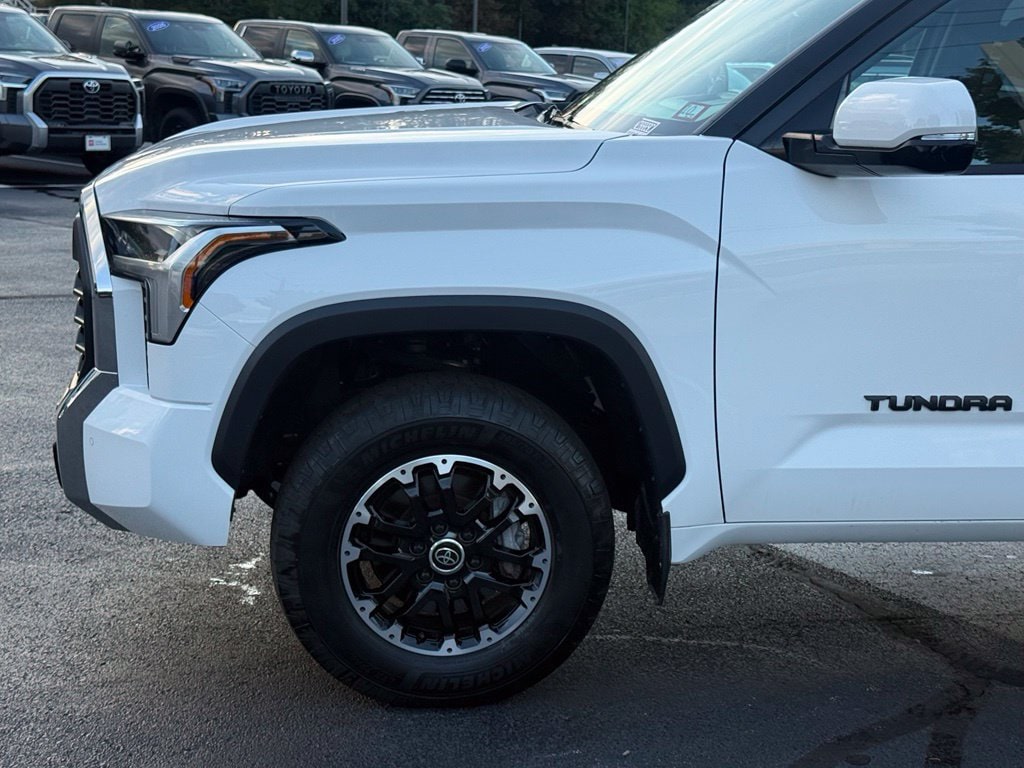 toyota tundra 2024 5TFLA5DB1RX172061 image toyota tundra 2024 5TFLA5DB1RX172061 image