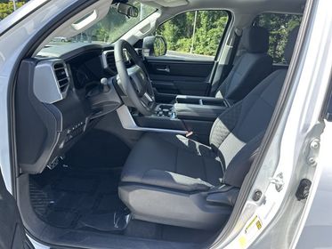 toyota tundra 2024 5TFLA5DB2RX190634 image toyota tundra 2024 5TFLA5DB2RX190634 image