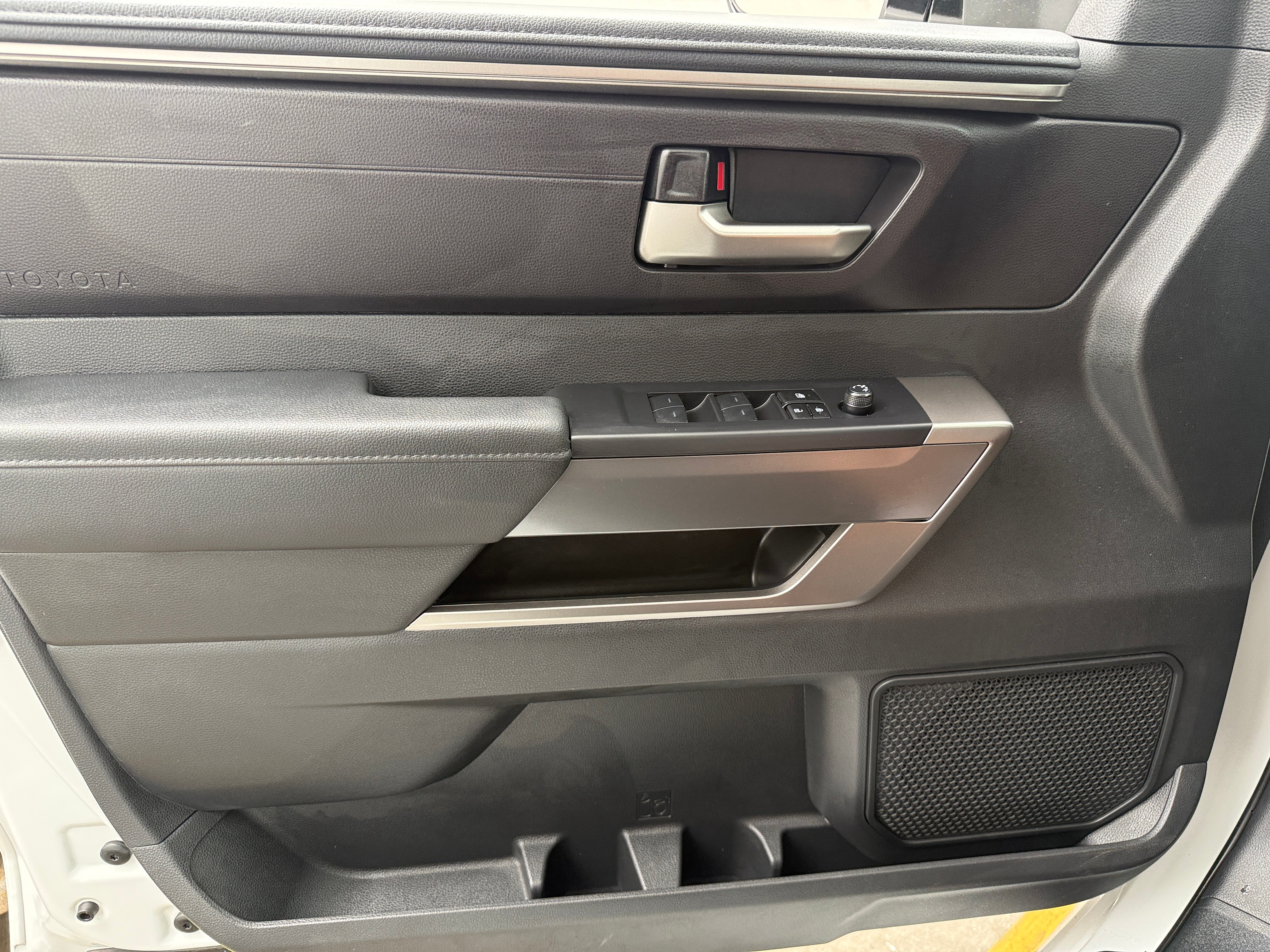 toyota tundra 2024 5TFLA5DB1RX208931 image toyota tundra 2024 5TFLA5DB1RX208931 image