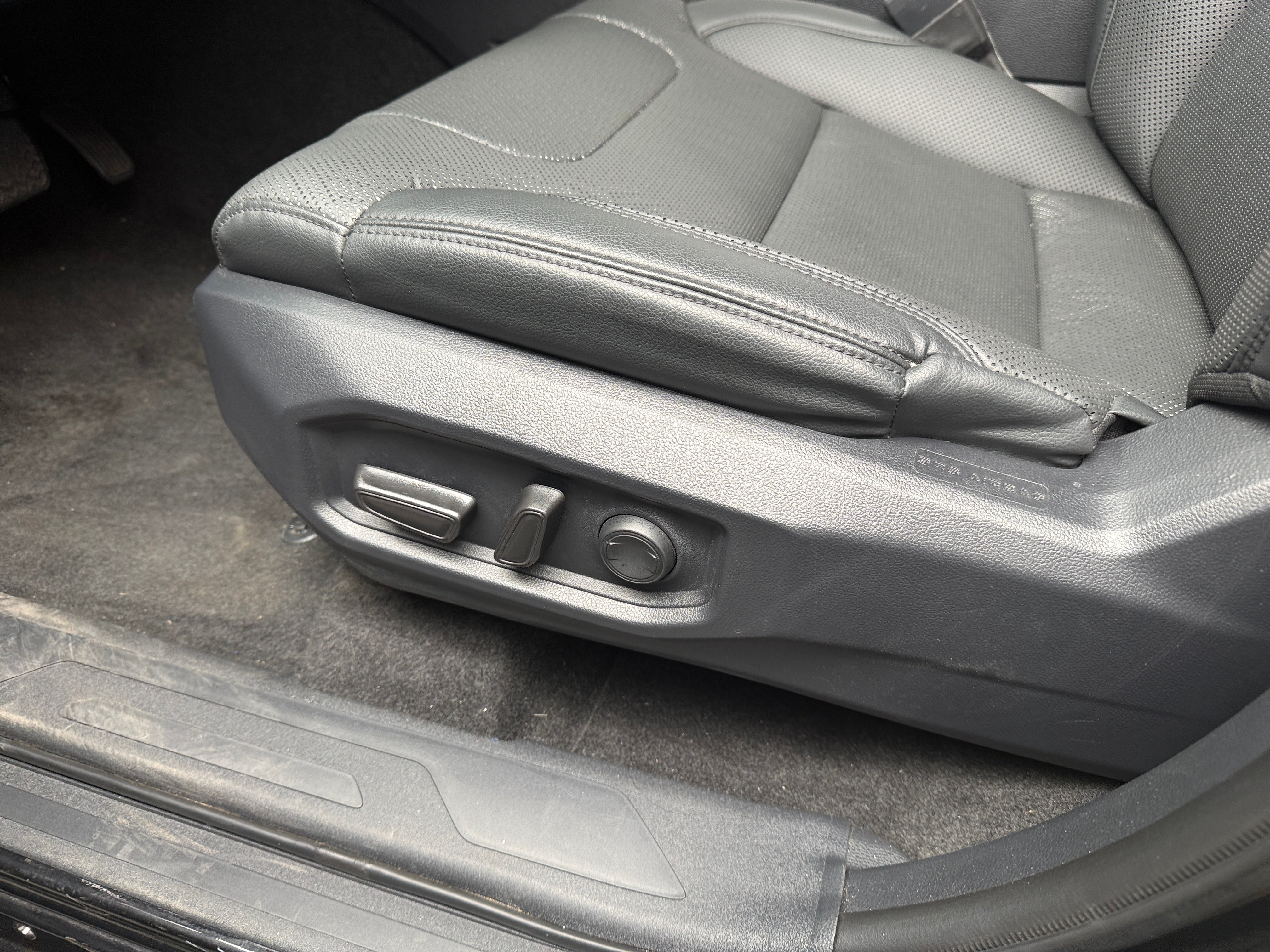 toyota tundra 2024 5TFLA5DB6RX130288 image toyota tundra 2024 5TFLA5DB6RX130288 image