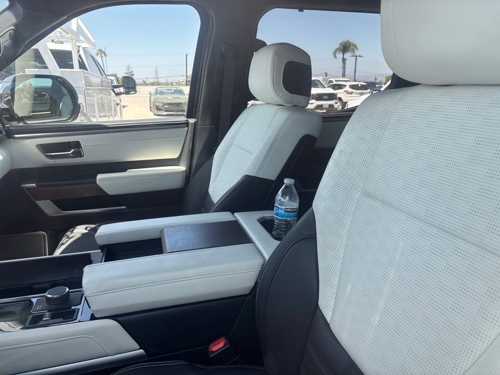 toyota tundra 2024 5TFVC5DB9RX055573 image toyota tundra 2024 5TFVC5DB9RX055573 image