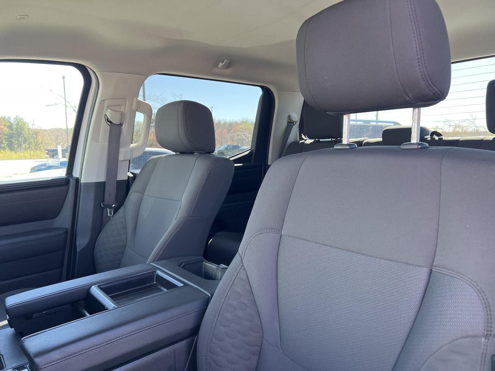 toyota tundra 2024 5TFKB5DB9RX176884 image toyota tundra 2024 5TFKB5DB9RX176884 image