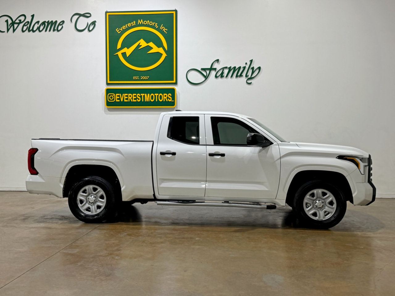 toyota tundra 2024 5TFKB5AA0RX031051 image toyota tundra 2024 5TFKB5AA0RX031051 image