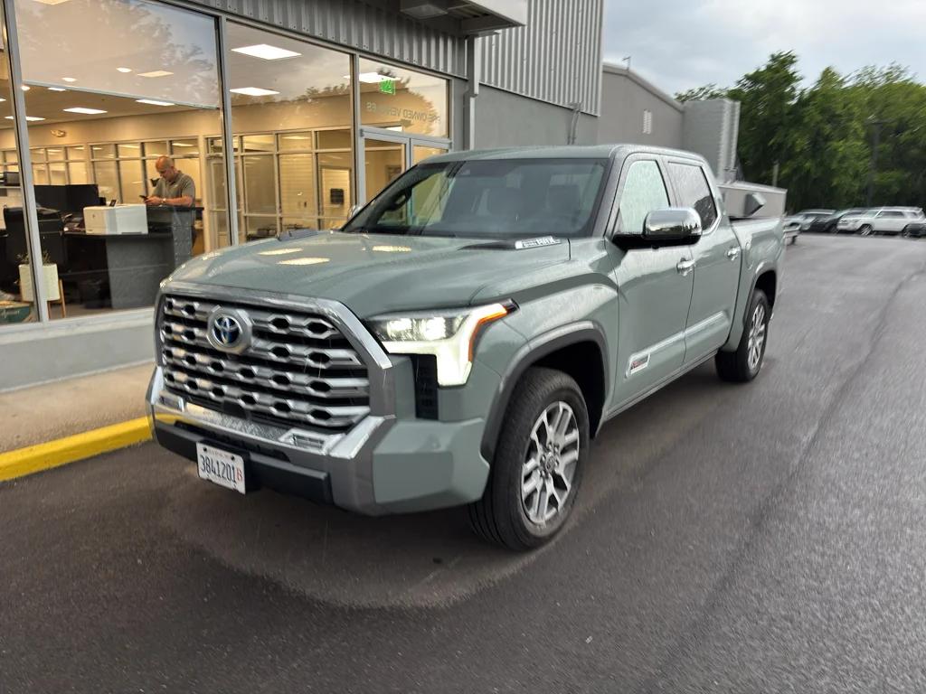 toyota tundra 2024 5TFMC5DB1RX050685 image toyota tundra 2024 5TFMC5DB1RX050685 image