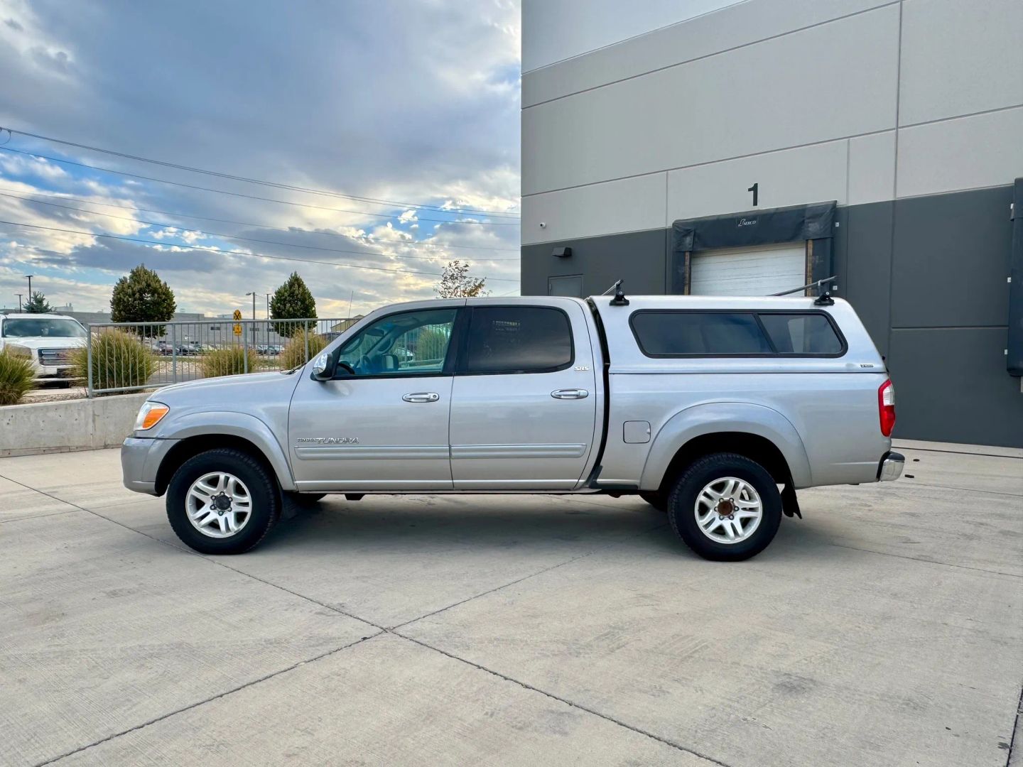toyota tundra 2006 5TBDT44106S525786 image toyota tundra 2006 5TBDT44106S525786 image