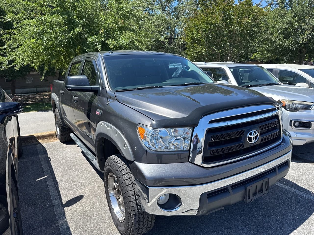 toyota tundra 2011 5TFDY5F10BX177178 image toyota tundra 2011 5TFDY5F10BX177178 image