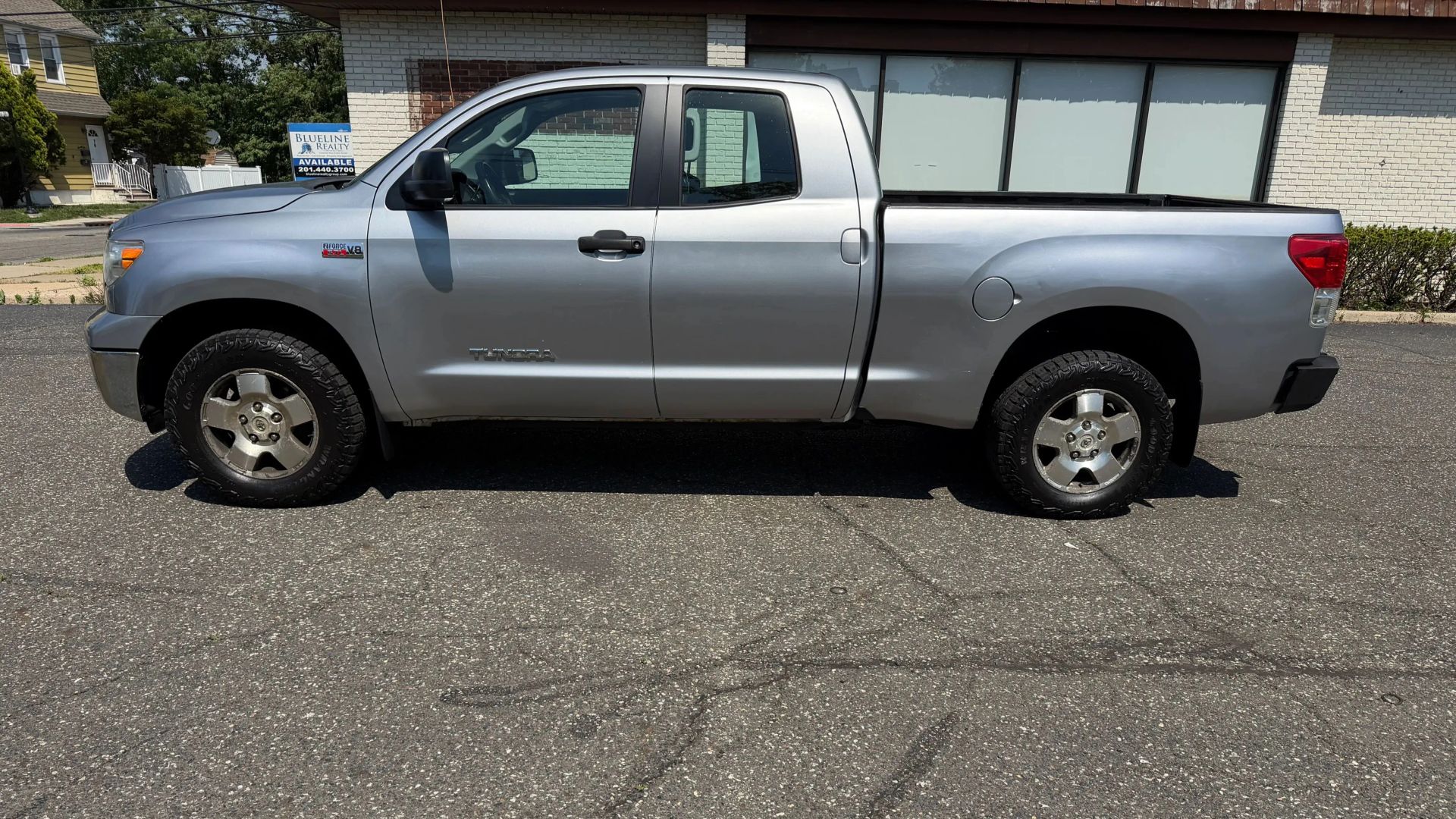 toyota tundra 2011 5TFUW5F13BX179237 image toyota tundra 2011 5TFUW5F13BX179237 image