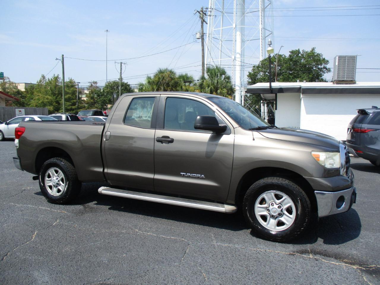 toyota tundra 2011 5TFRM5F15BX024975 image toyota tundra 2011 5TFRM5F15BX024975 image