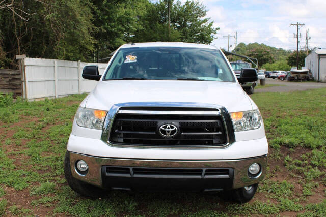 toyota tundra 2011 5TFRM5F15BX029593 image toyota tundra 2011 5TFRM5F15BX029593 image