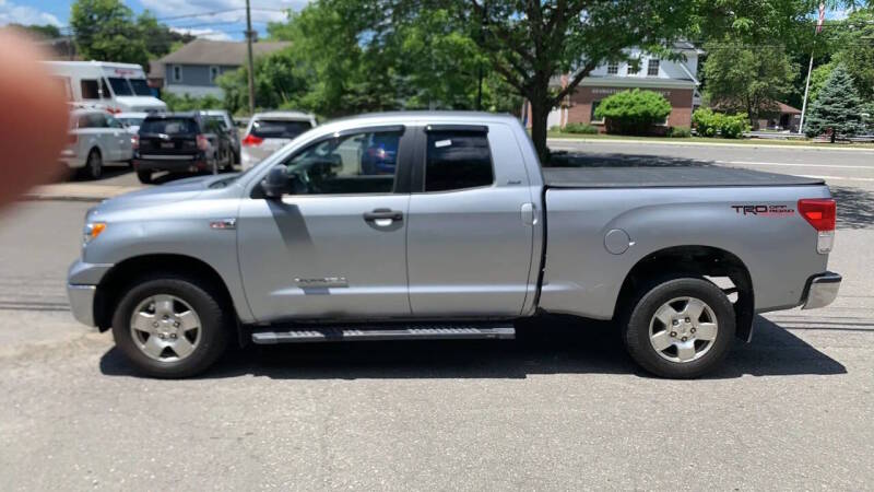 toyota tundra 2011 5TFUY5F11BX183944 image toyota tundra 2011 5TFUY5F11BX183944 image