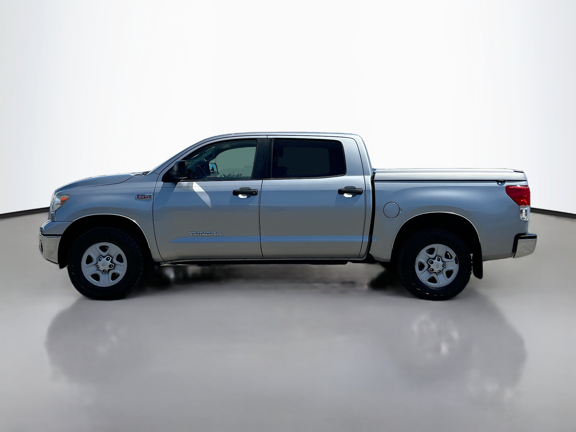 toyota tundra 2011 5TFDY5F18BX199302 image toyota tundra 2011 5TFDY5F18BX199302 image