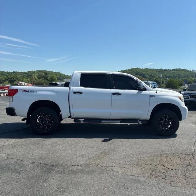 toyota tundra 2011 5TFDW5F16BX174260 image toyota tundra 2011 5TFDW5F16BX174260 image