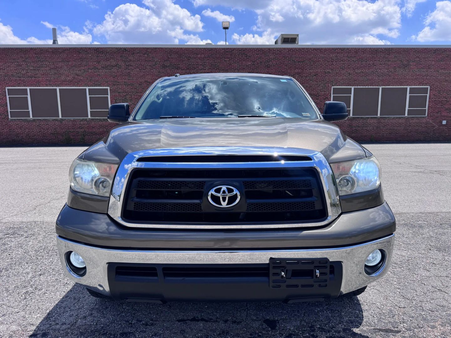toyota tundra 2011 5TFEY5F13BX099483 image toyota tundra 2011 5TFEY5F13BX099483 image