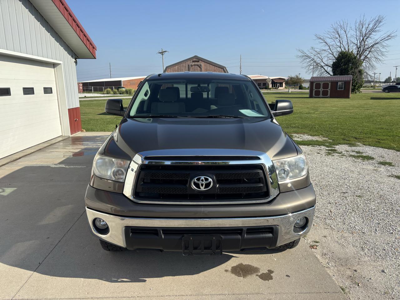 toyota tundra 2011 5TFUW5F15BX160978 image toyota tundra 2011 5TFUW5F15BX160978 image