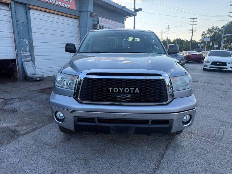 toyota tundra 2011 5TFDM5F18BX024365 image toyota tundra 2011 5TFDM5F18BX024365 image