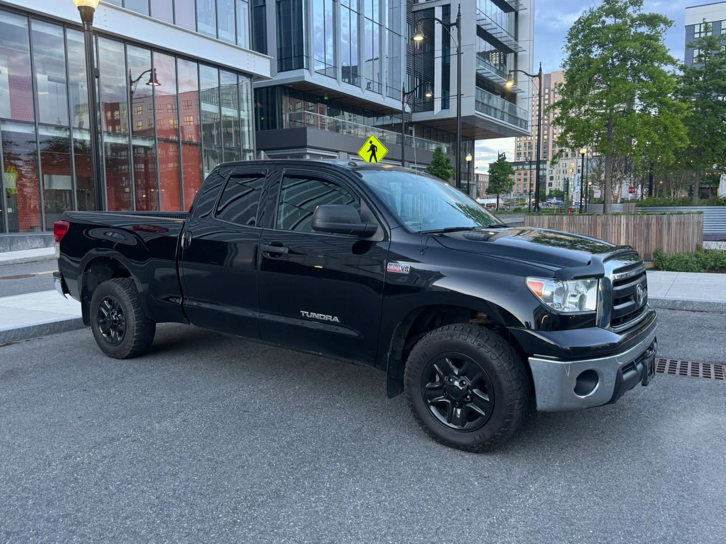 toyota tundra 2013 5TFUY5F13DX322233 image toyota tundra 2013 5TFUY5F13DX322233 image